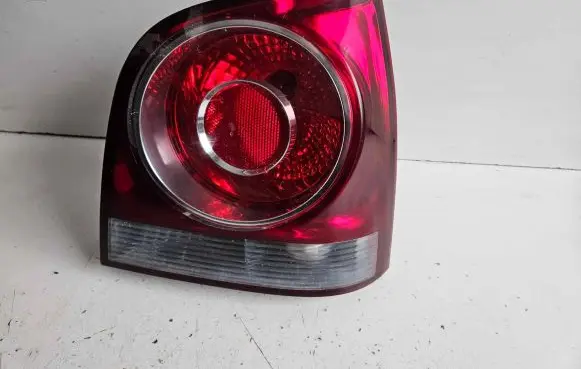 Volkswagen Polo IV 9N3 Rear/tail lights 965348