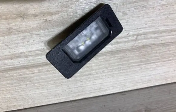 BMW 1 F70 Number plate light 9481842