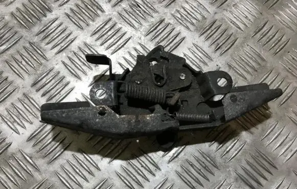 Toyota Corolla E120 E130 Engine bonnet/hood lock/catch