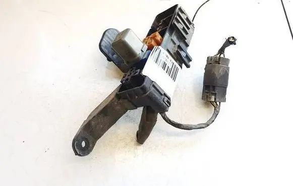 Nissan Micra Fuse box set 71541056 7154-1056