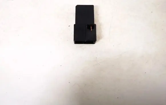 Nissan X-Trail T30 Other relay 2523079916