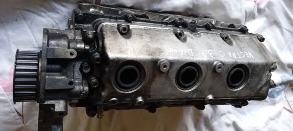 Opel Vectra C Engine head Y30DT