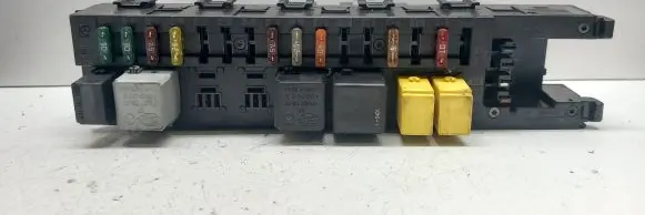Mercedes-Benz CLK A209 C209 SAM control unit A2095450701 2095450701