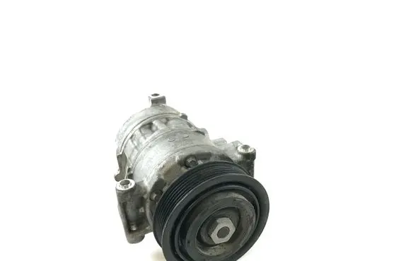 Audi A4 S4 B9 Air conditioning (A/C) compressor (pump) 4M0820803