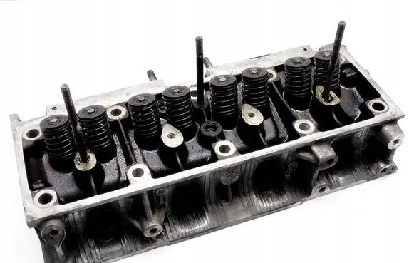 Renault Clio V Engine head 7888246551