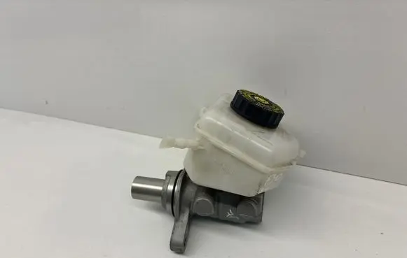 BMW 3 F30 F35 F31 Master brake cylinder 7851569