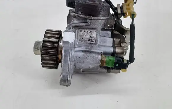 Jaguar XF X250 Fuel injection high pressure pump