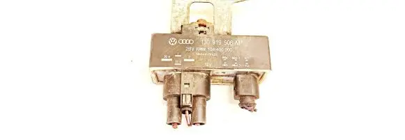 Seat Ibiza III (6L) Coolant fan relay 1j0919506m 104400000