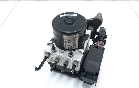 Mercedes-Benz C W204 ABS Pump A1729014000 28526482103 10061939583
