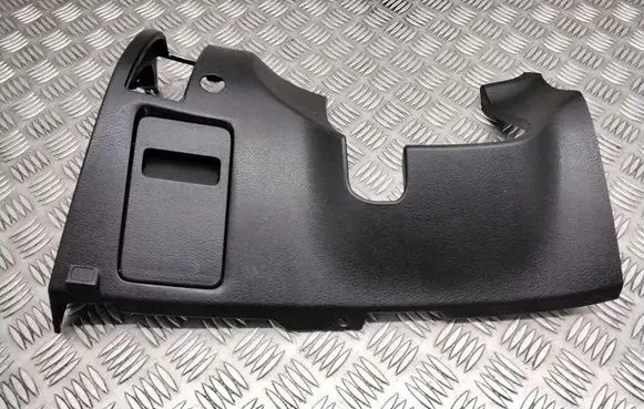 Dashboard lower bottom trim panel