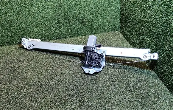 Fiat Talento Front door window regulator with motor 807207538R 93867657 128001471B