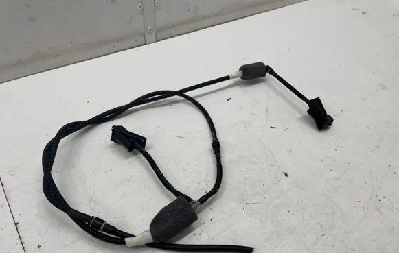 Ford Focus Windshield washer fluid hose 