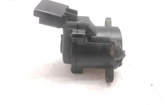Jaguar XJ X350 EGR valve 215979142 2900313949