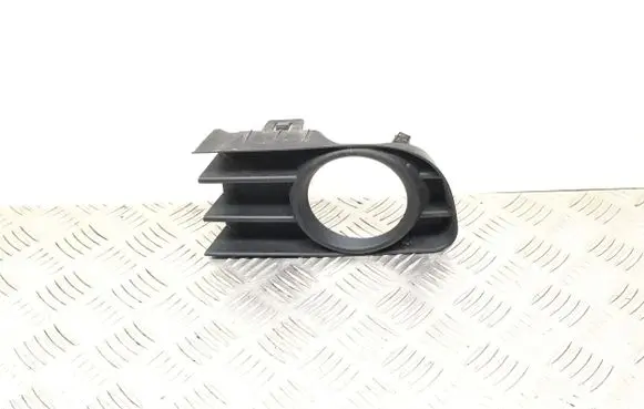 Renault Megane II Front bumper lower grill 8200115118 E200159