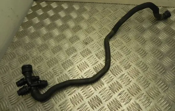 BMW 5 F10 F11 Engine coolant pipe/hose 8511760