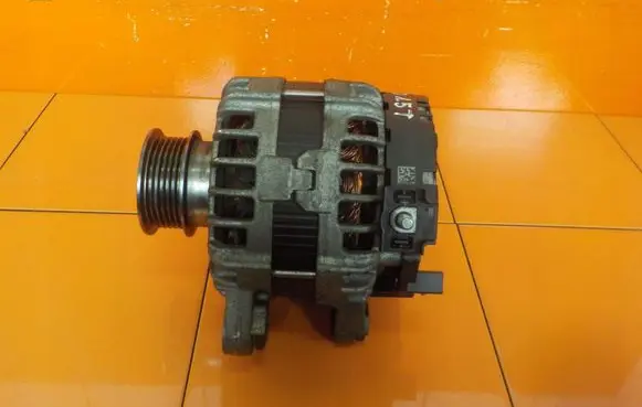 Volvo S60 Generator/alternator 30644945 6MB42