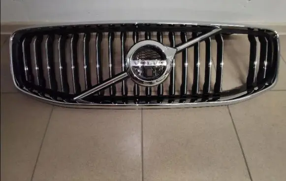 Volvo XC60 Front grill 31457465