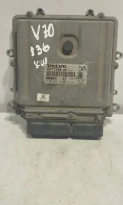 Volvo V70 Engine control unit/module 30771550 1039S18372 0281012103