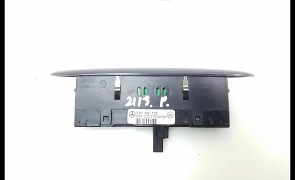 Mercedes-Benz E W211 Parking PDC sensor display screen A0015421523