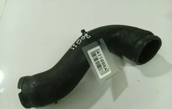 Opel Zafira A Intercooler hose/pipe 