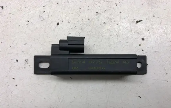 Infiniti FX Keyless system antenna 5WK48775