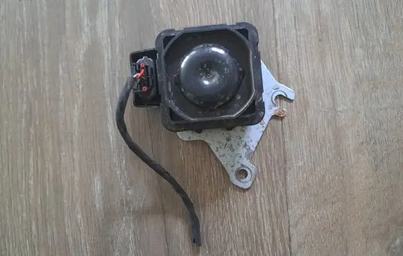 Hyundai Santa Fe Horn signal 95870S1000