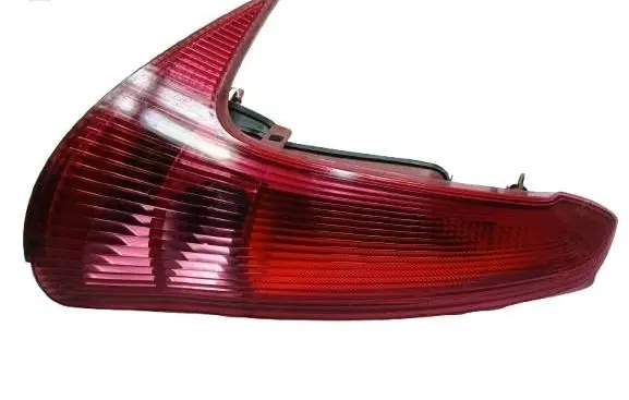 Peugeot 206 Rear/tail lights 145789-KASACJA 145789