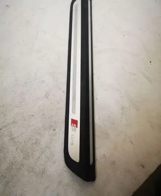 Audi Q5 SQ5 Front sill trim cover 8R0853373