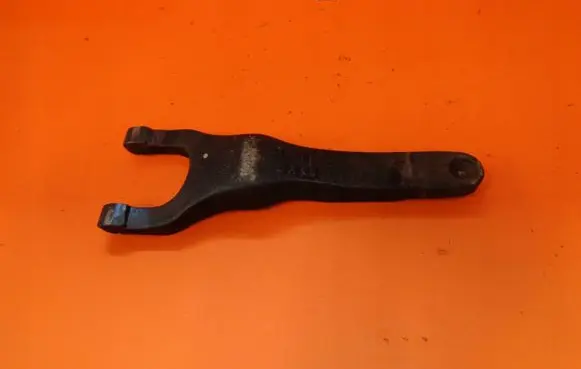 Lexus IS 220D-250-350 Clutch release arm fork SPRZEGLA 8PO