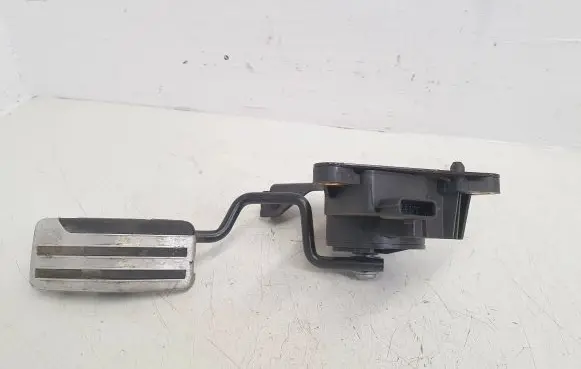 Nissan Qashqai+2 Accelerator throttle pedal 0593A 0593A21618