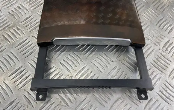 Ashtray (front)