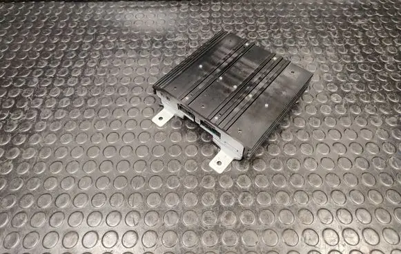 Peugeot 4007 Sound amplifier 8701A279
