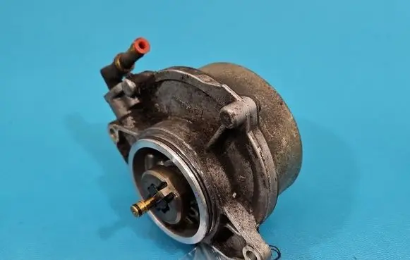 Audi Q5 SQ5 8R Vacuum pump 11T334 IMPRK1581478