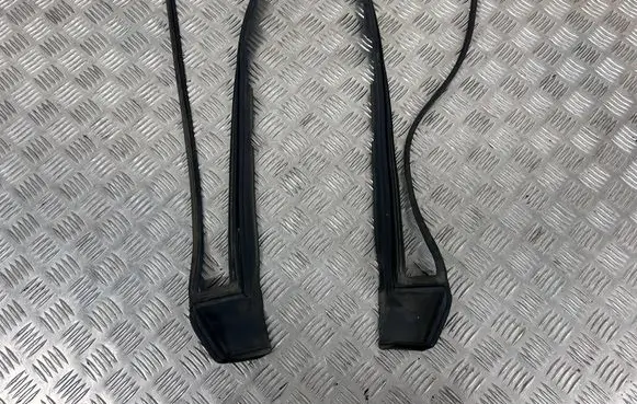Tesla Model X Trunk rubber seal (body) 104851100C