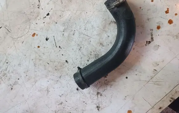 Volvo V50 Engine coolant pipe/hose
