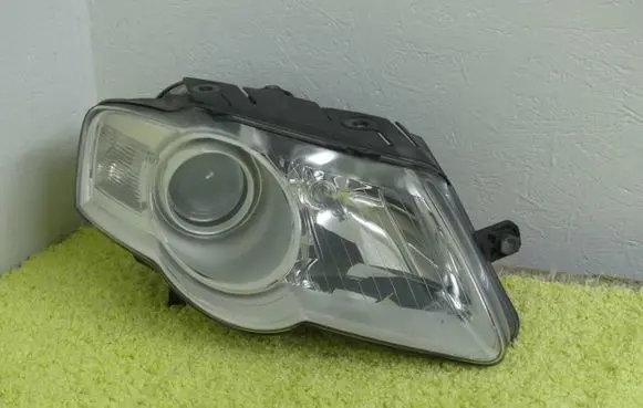 Volkswagen PASSAT B6 Headlight/headlamp 3C0941006M