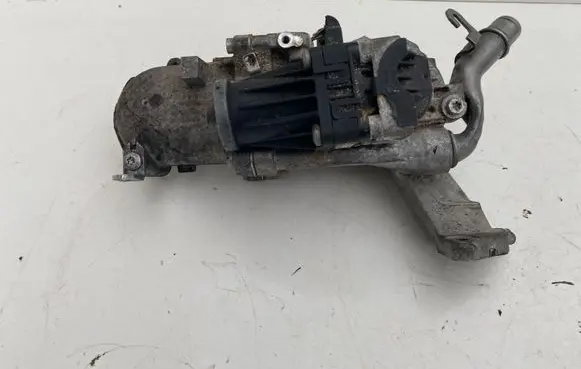 Volvo V40 EGR valve cooler 329131365114