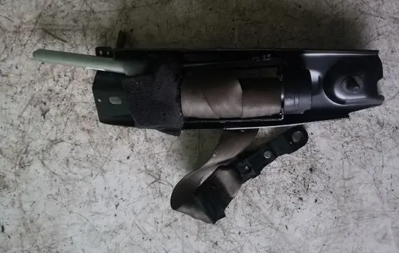 Volvo S80 Front seatbelt 39865063