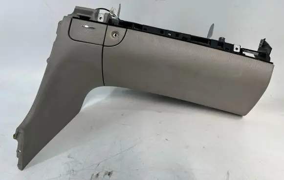 Mercedes-Benz E W211 Glove box T0013770