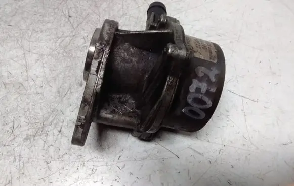 Renault Megane II Vacuum pump 7223891205 04T3152661