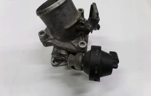 Alfa Romeo 156 Throttle valve 46817373