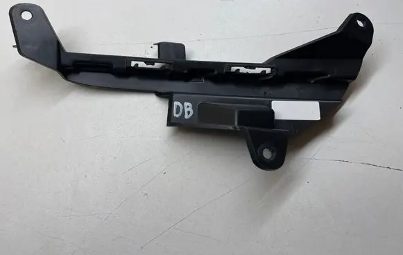 Land Rover Evoque II Front bumper splitter molding K8D215266BB