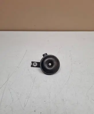 Hyundai Santa Fe Horn signal 28R000034