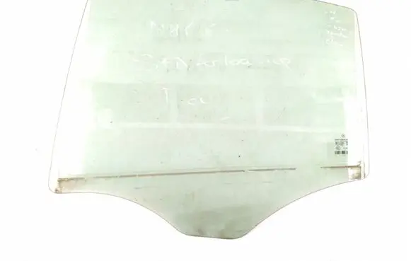 Mercedes-Benz E W211 Rear door window glass 2117350110 A2117350110