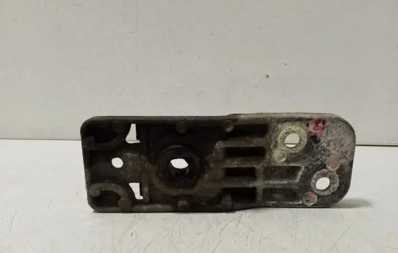 Opel Zafira C Radiator mount bracket 3337826