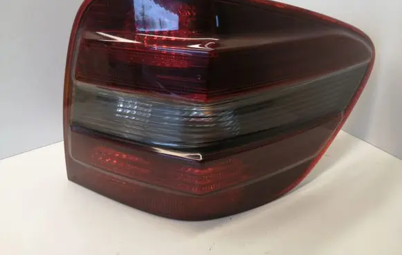 Mercedes-Benz ML W164 Rear/tail lights 404102R 404122R
