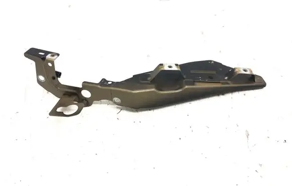 Citroen C4 Grand Picasso Fender mounting bracket 9801669280