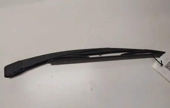 Mazda 3 I Rear wiper blade arm