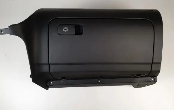 Volkswagen Jetta V Glove box