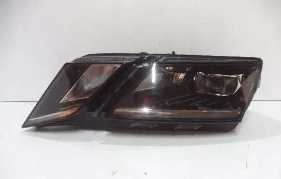 Skoda Octavia Mk3 (5E) Headlight/headlamp 5e1941015d